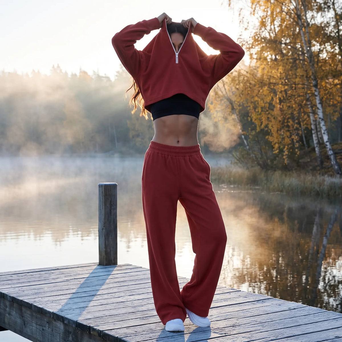 Women's Post-Run Recovery Set | Cropped Half-Zip Sweatshirt & Wide-Leg Sweatpants
