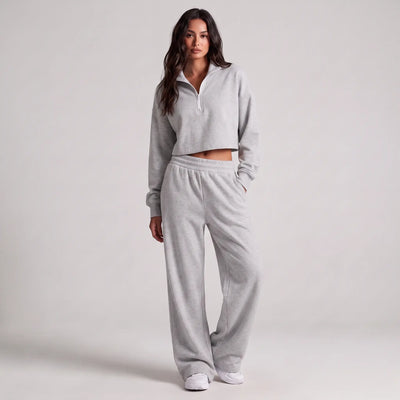 Women's Post-Run Recovery Set | Cropped Half-Zip Sweatshirt & Wide-Leg Sweatpants