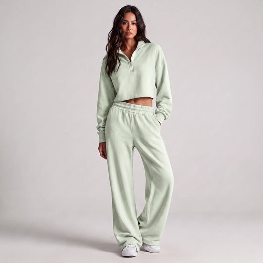 Women's Post-Run Recovery Set | Cropped Half-Zip Sweatshirt & Wide-Leg Sweatpants