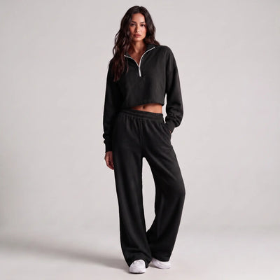 Women's Post-Run Recovery Set | Cropped Half-Zip Sweatshirt & Wide-Leg Sweatpants