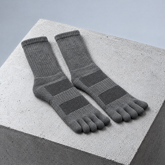 Toe running socks grey