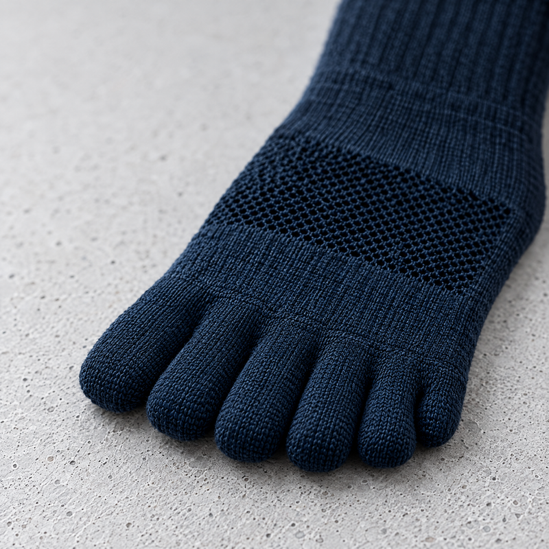 Close-up of the individual toe pockets and mesh
