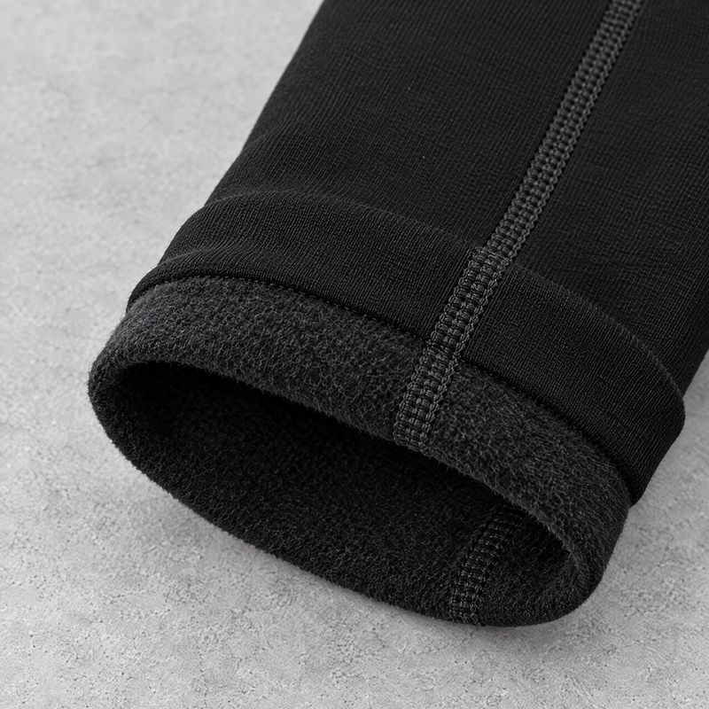 Close-up detail of the men's thermal base layer set