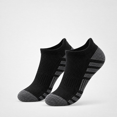 Black cushioned ankle running socks with heel tab