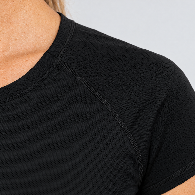 Close-up of the flat raglan seam on the running t-shirt
